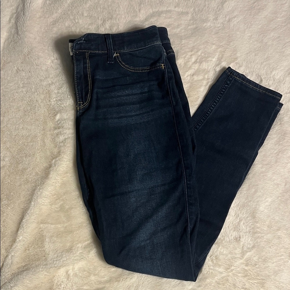Hollister Women's Dark Blue Skinny Jeans - Picture 1 of 2